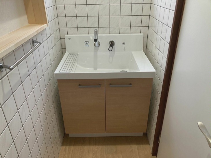 シンプルな洗面台へチェンジ☆|出雲・松江でリフォームをするなら